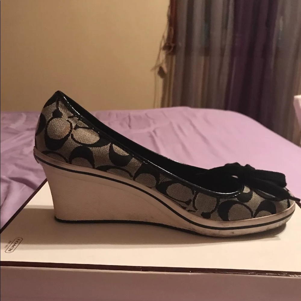 Coach shoes - Picture 3 of 3